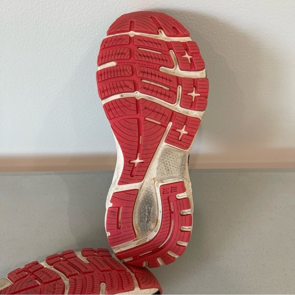 Brooks Women's Adrenaline GTS 22 shoe size 9 running walking casual work out gym - Picture 11 of 15